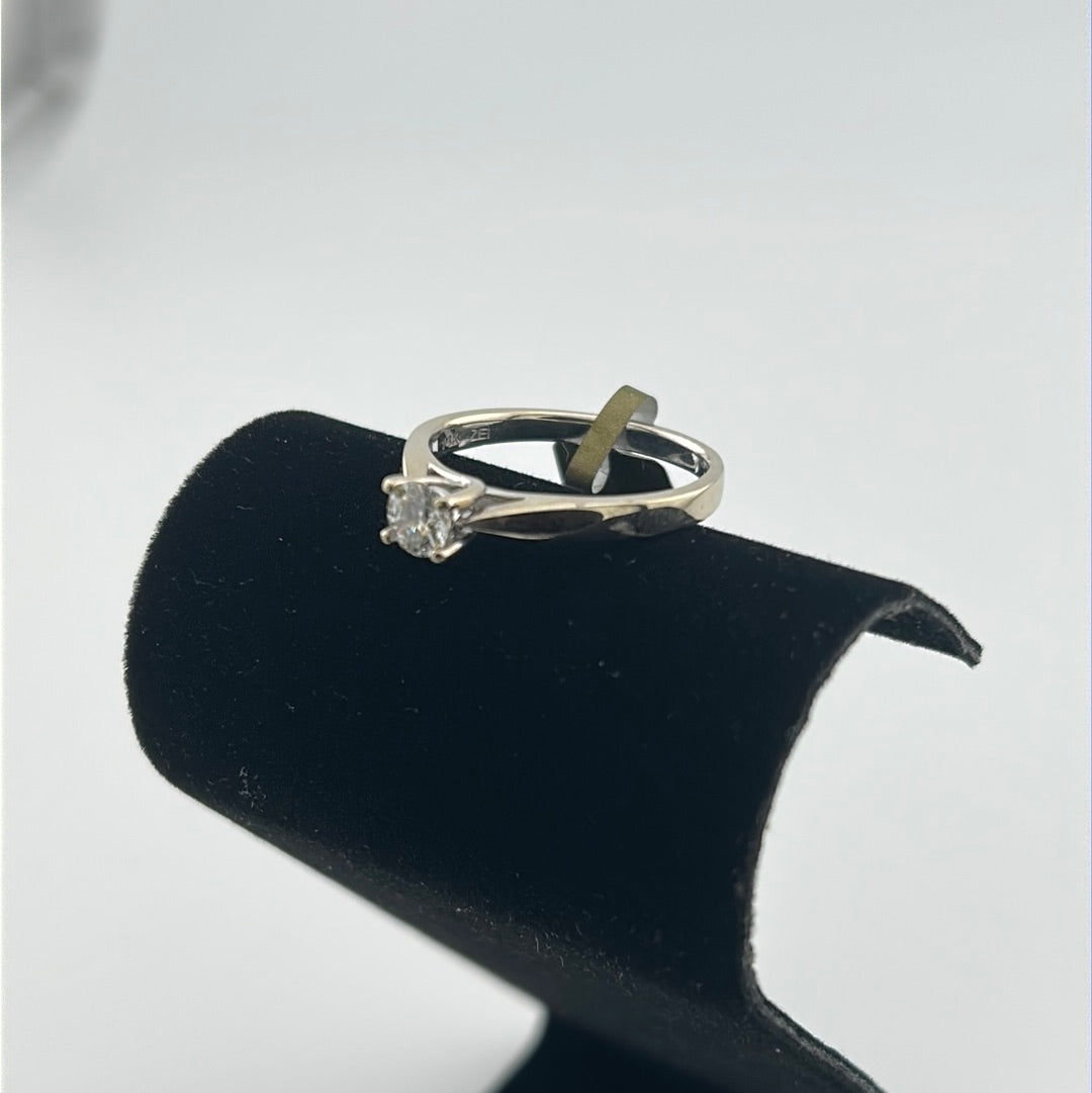 Ladies White Gold Solitaire Engagement Ring