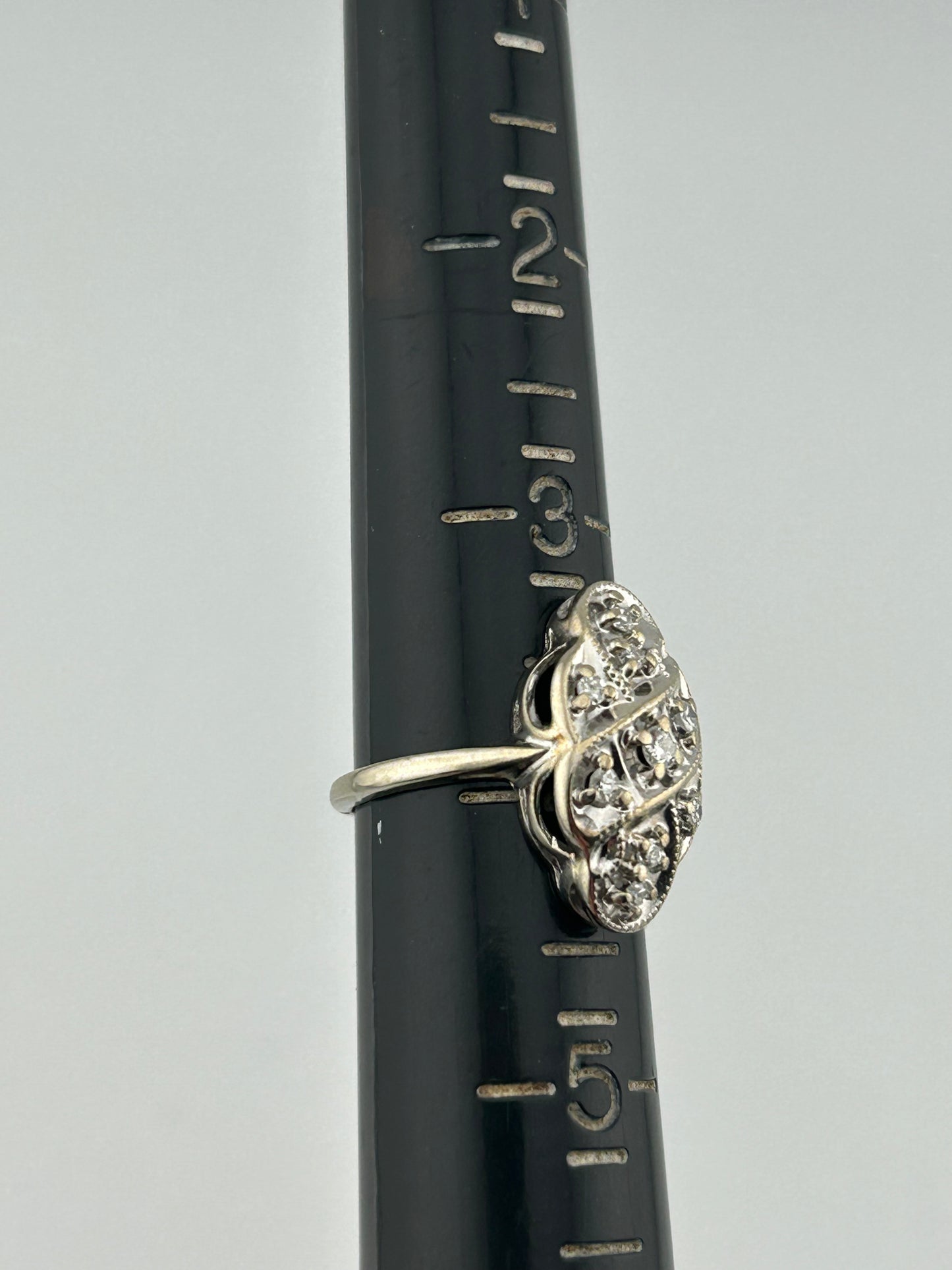 Ladies Vintage Fashion Ring