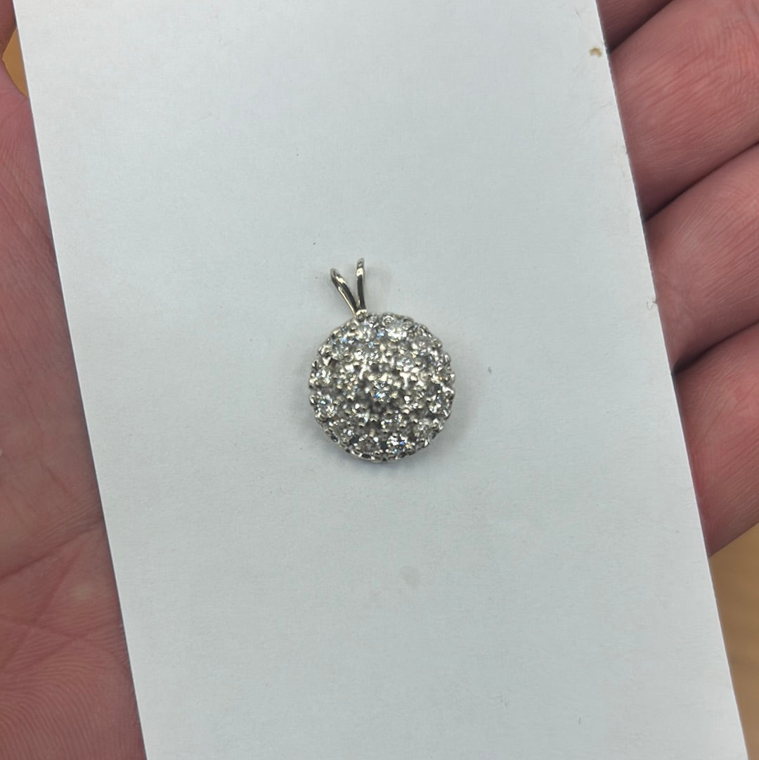 Ladies Vintage Round Pendant